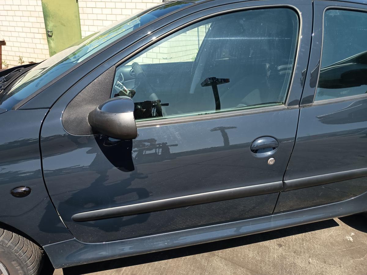 Peugeot 206+ orig Tür vorn links 5türer KTG Grau Hurricane Bj 2009