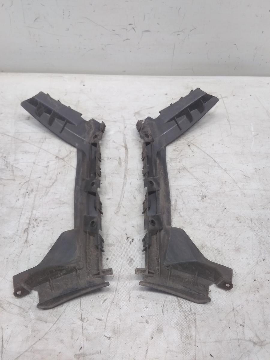 Ford Fiesta JA8 original Satz Sto&szlig;stangenhalter hinten BJ2010