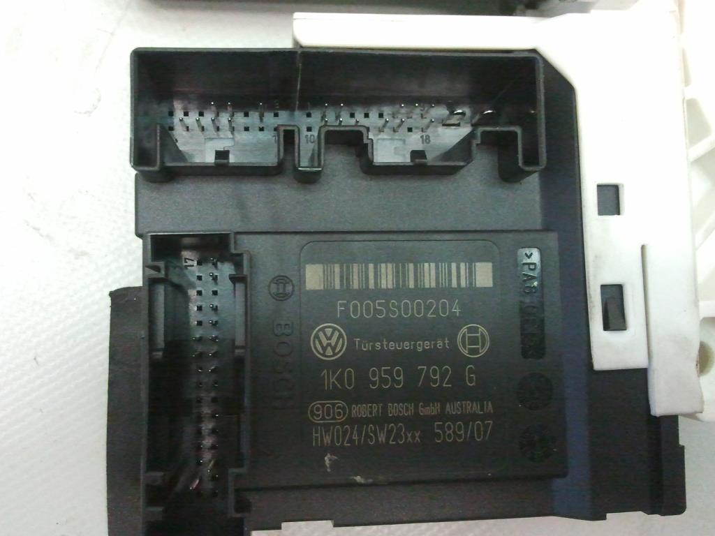 VW Passat 3C Bj.2005 original Fensterhebermotor vorn rechts mit Türsteuergerät