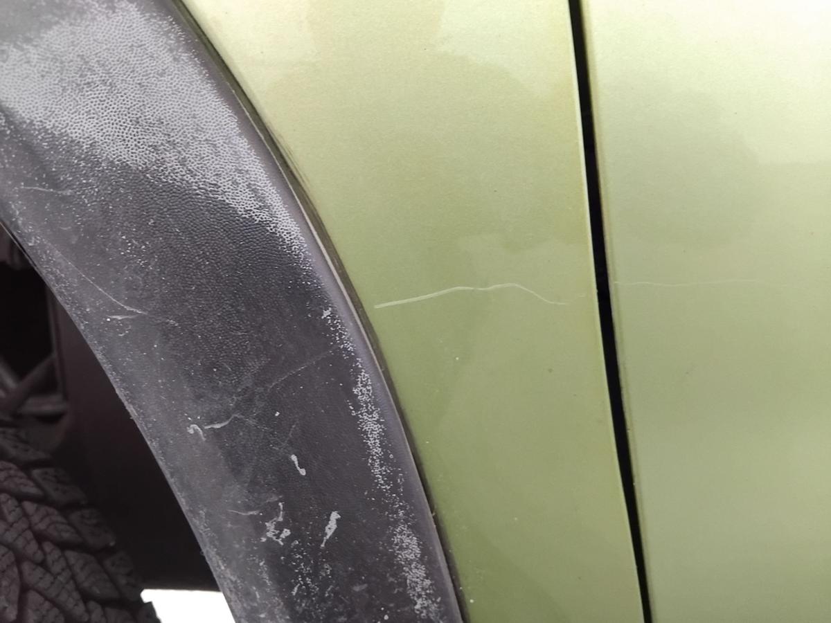 Opel Corsa B original Kotflügel vorn links 49L kiwigrünmetallic BJ2000