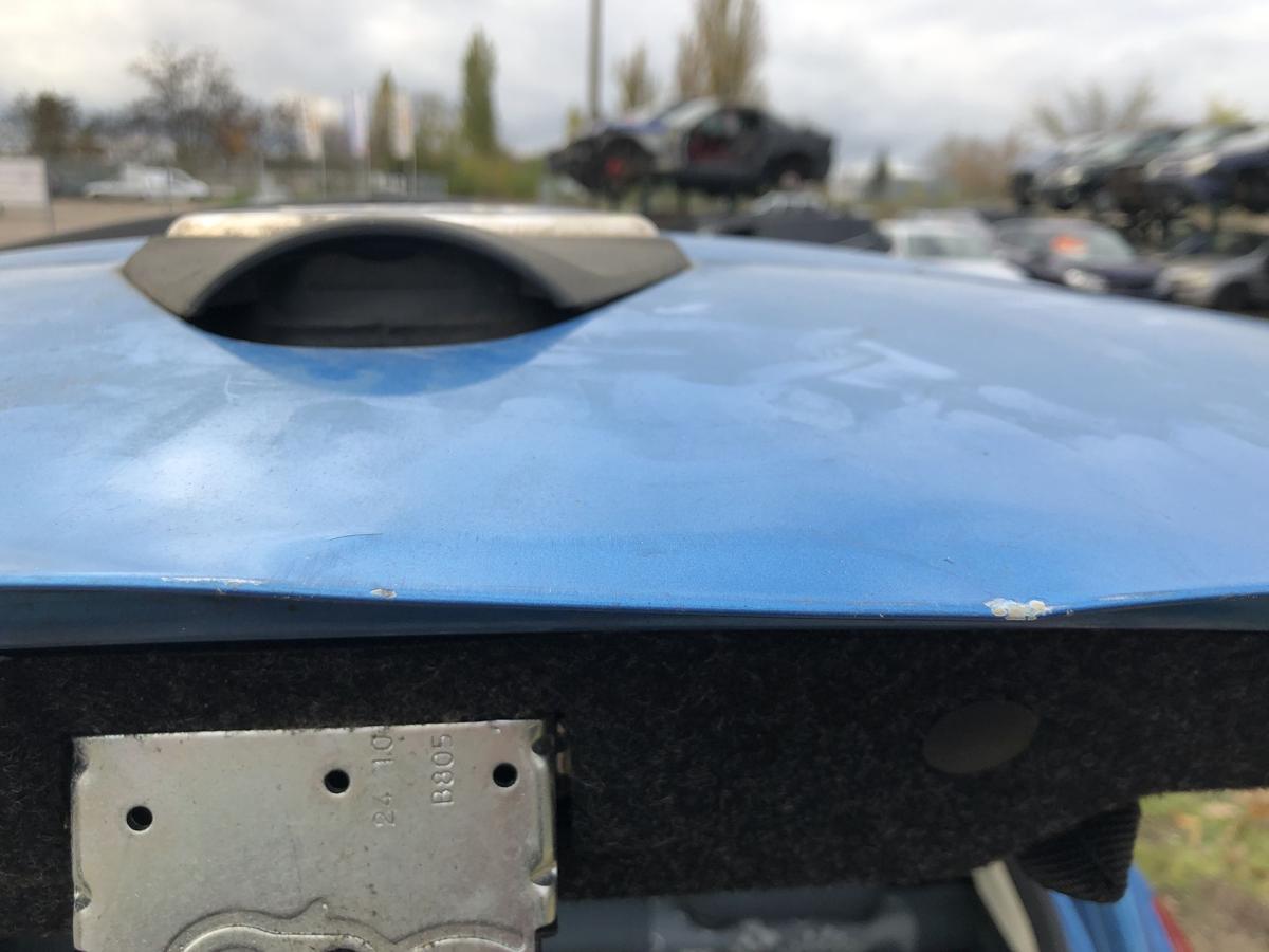 Ford KA RU8 Heckklappe mit Heckscheibe beschädigt Dive Blau