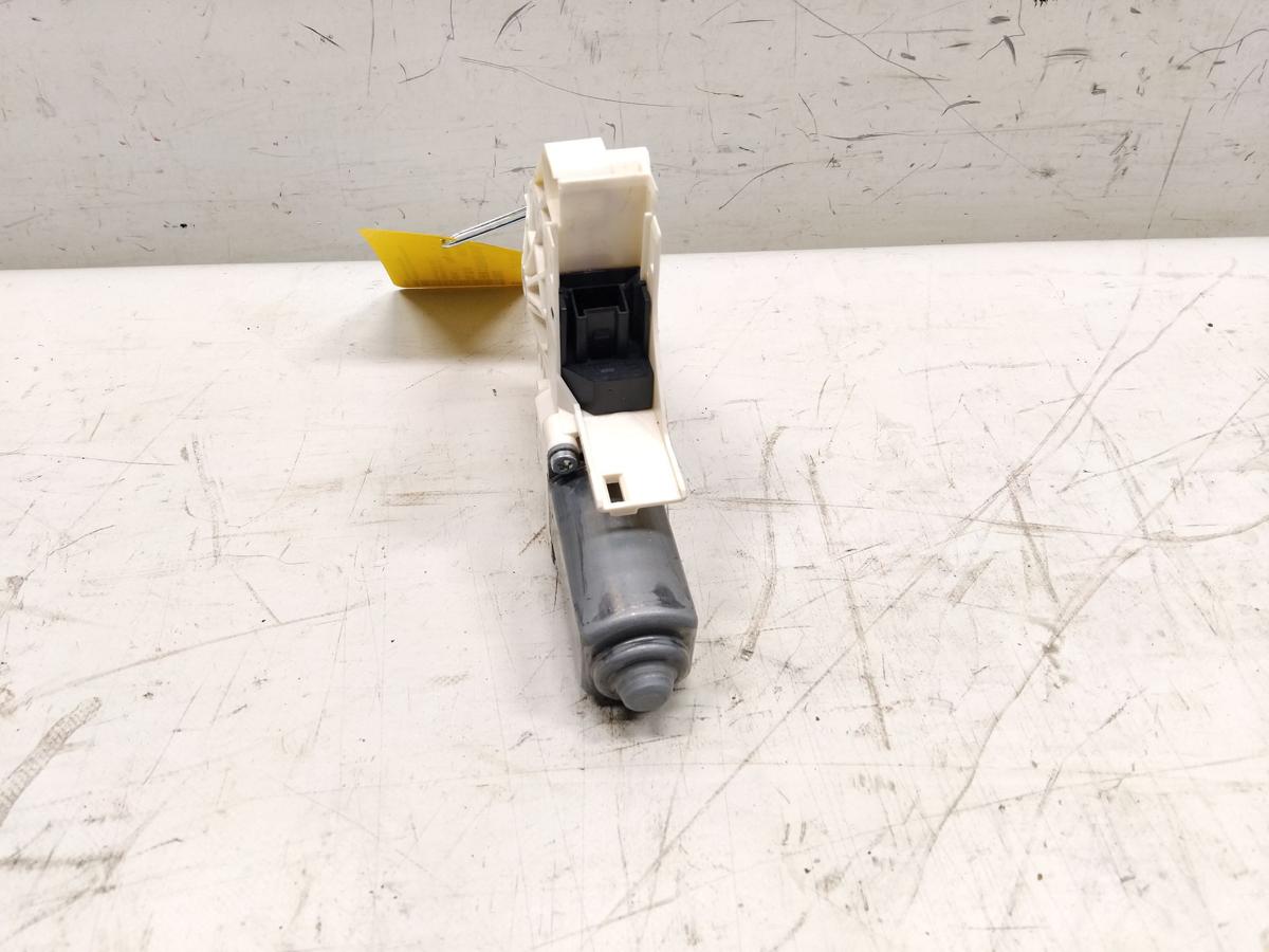 Audi A8 D4 4H Bj.2015 original Fensterhebermotor hinten rechts 8K0959801B