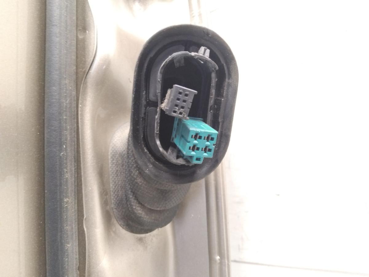 Mercedes A-Klasse W169 T&uuml;r hinten links d&uuml;nenbeigemetallic 791 BJ2006