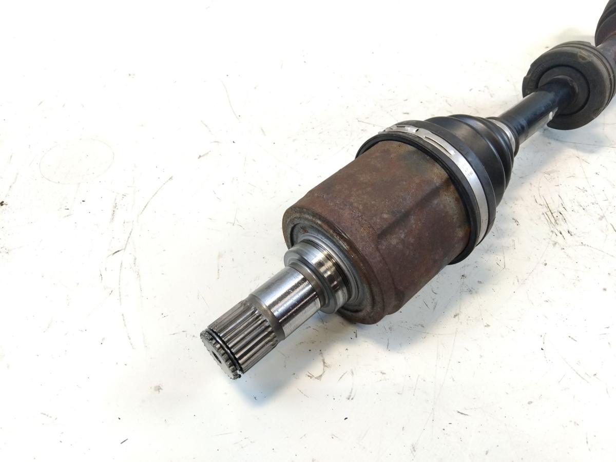 Honda Civic 8 FK1 orig Antriebswelle Gelenkwelle vorn rechts 1.4 61kw BJ2008