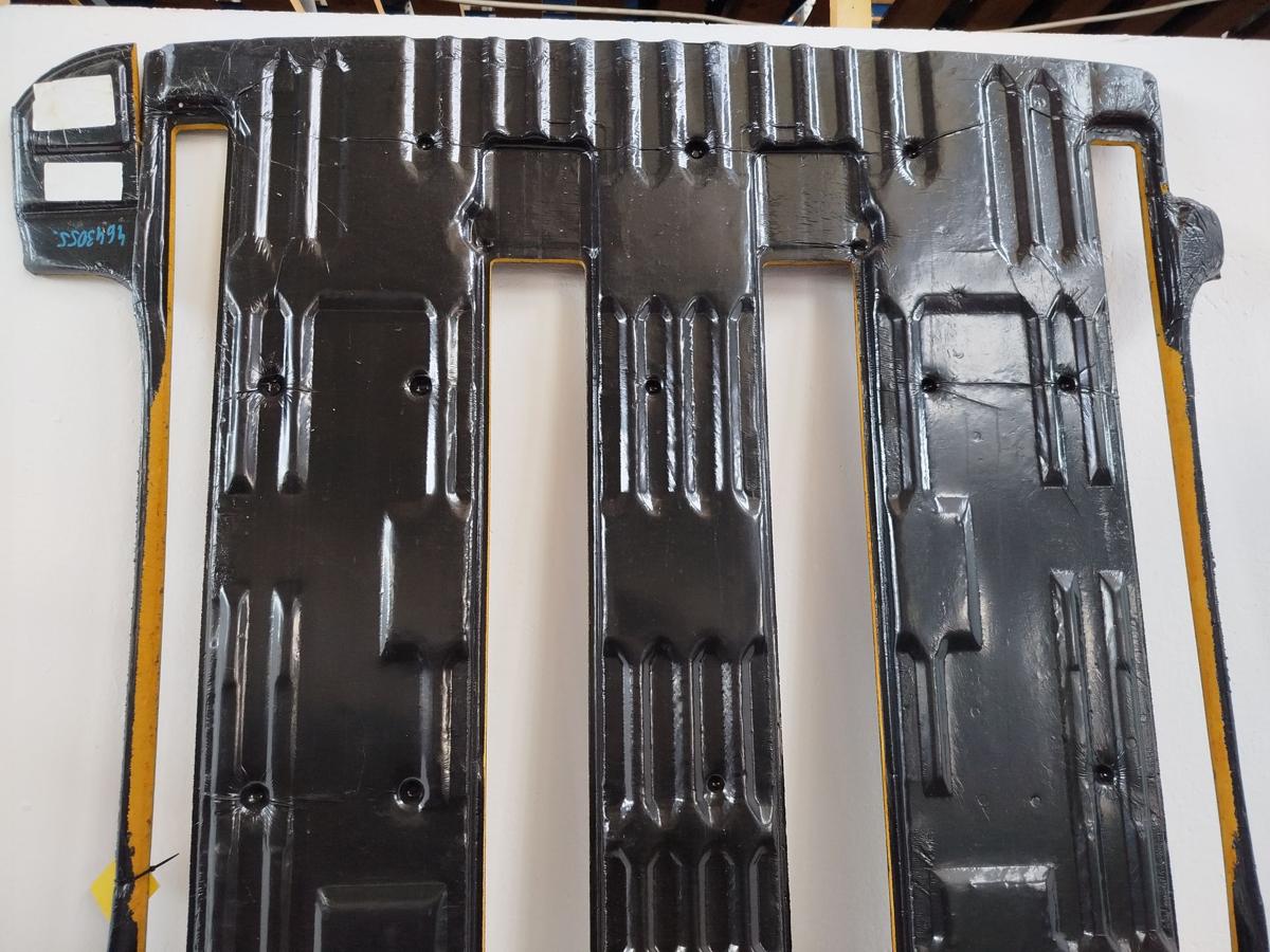 VW T5 Multivan 7H Bodenbelag grau Schienensystem Boden Gummiboden