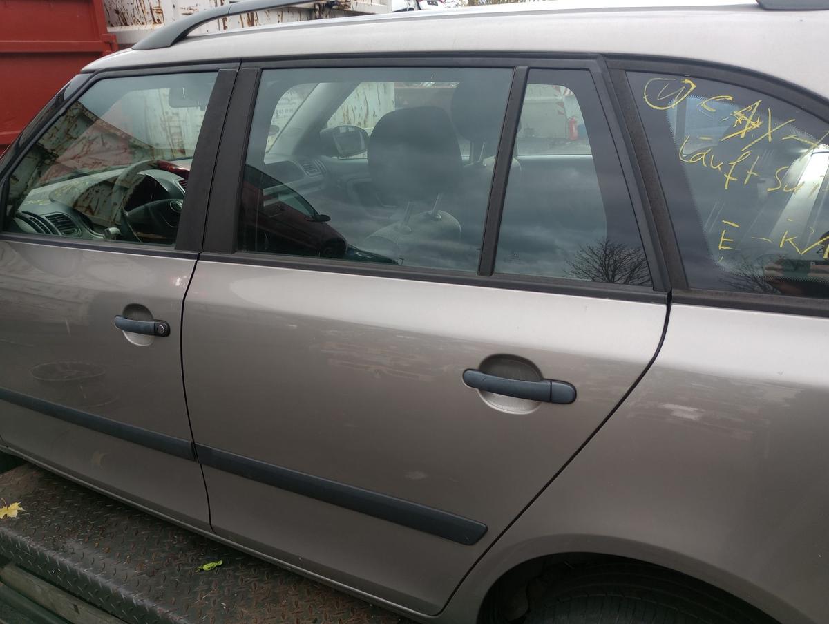 Skoda Fabia II Kombi original Tür hinten links Fahrer (Roh) F8H Beige Bj 2010