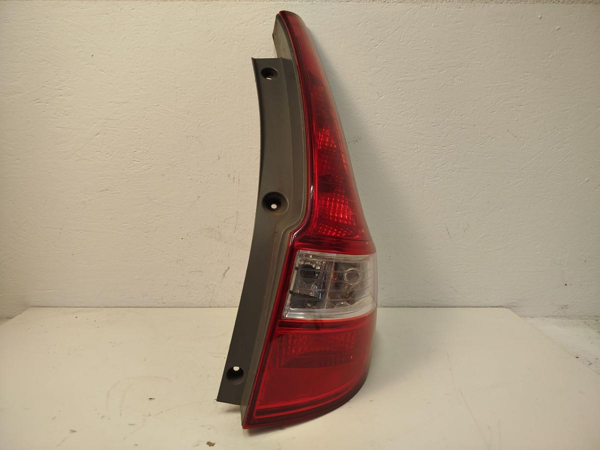 Hyundai I30 CW FD R&uuml;ckleuchte Schlu&szlig;leuchte R&uuml;cklicht hinten rechts Kombi