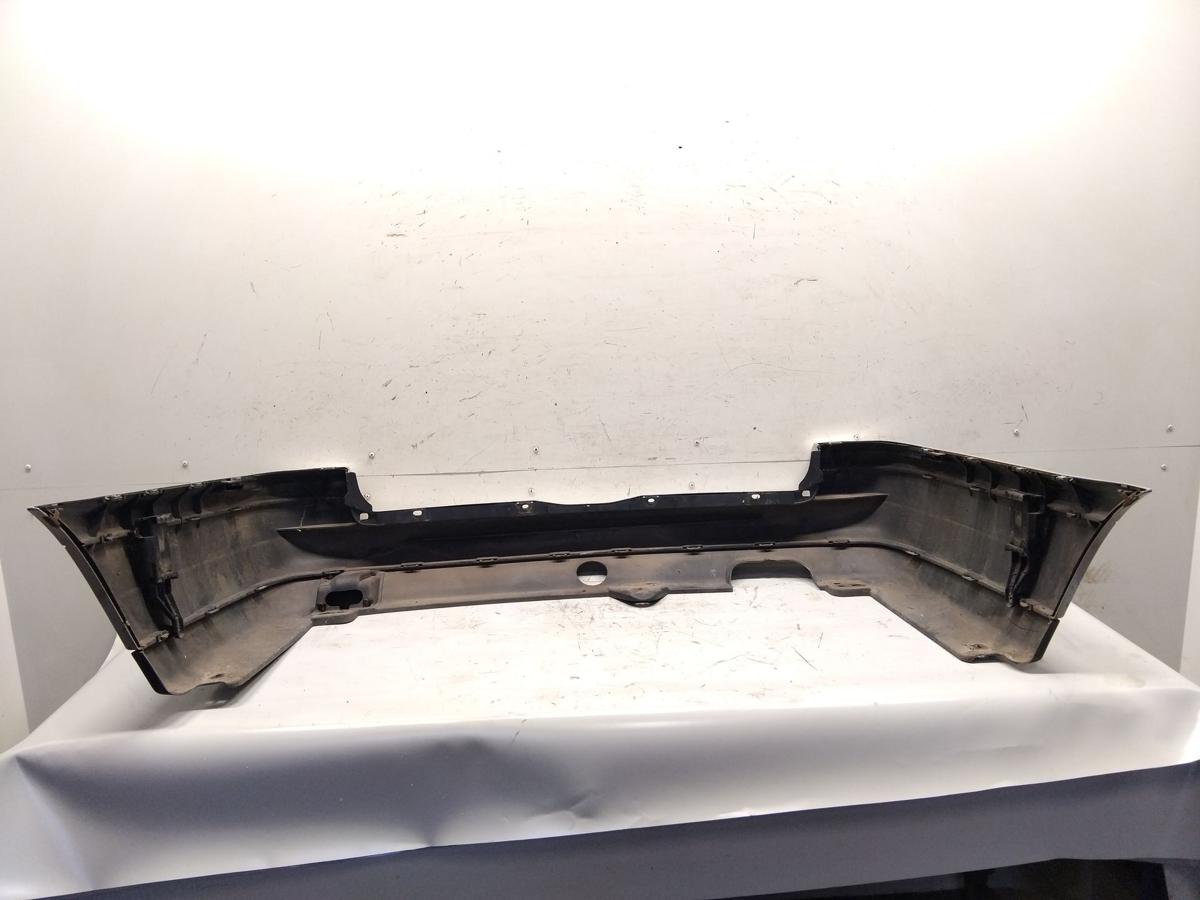 VW Golf 3 Variant original Sto&szlig;f&auml;nger Sto&szlig;stange hinten LB7Z Satinsilber BJ1998