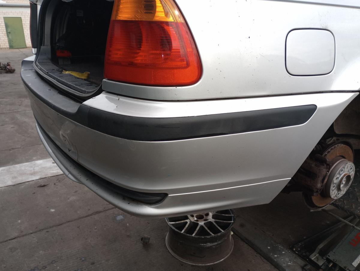 BMW 3er E46 Touring orig Stoßstange Stossfänger hinten 354 Titansilber met Bj 02