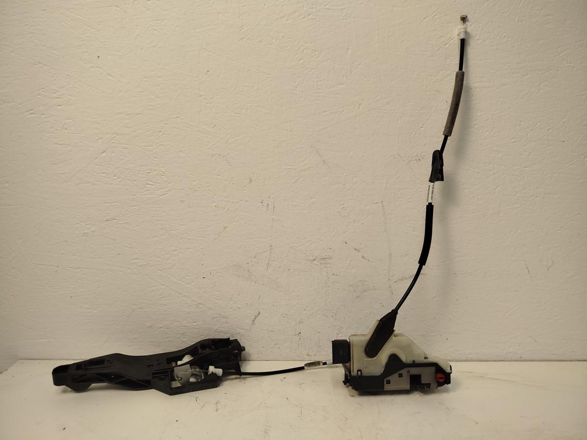 Peugeot 2008 I CU ab16 T&uuml;rschloss hinten rechts Tr&auml;ger T&uuml;rgriff Fahrert&uuml;r OEM