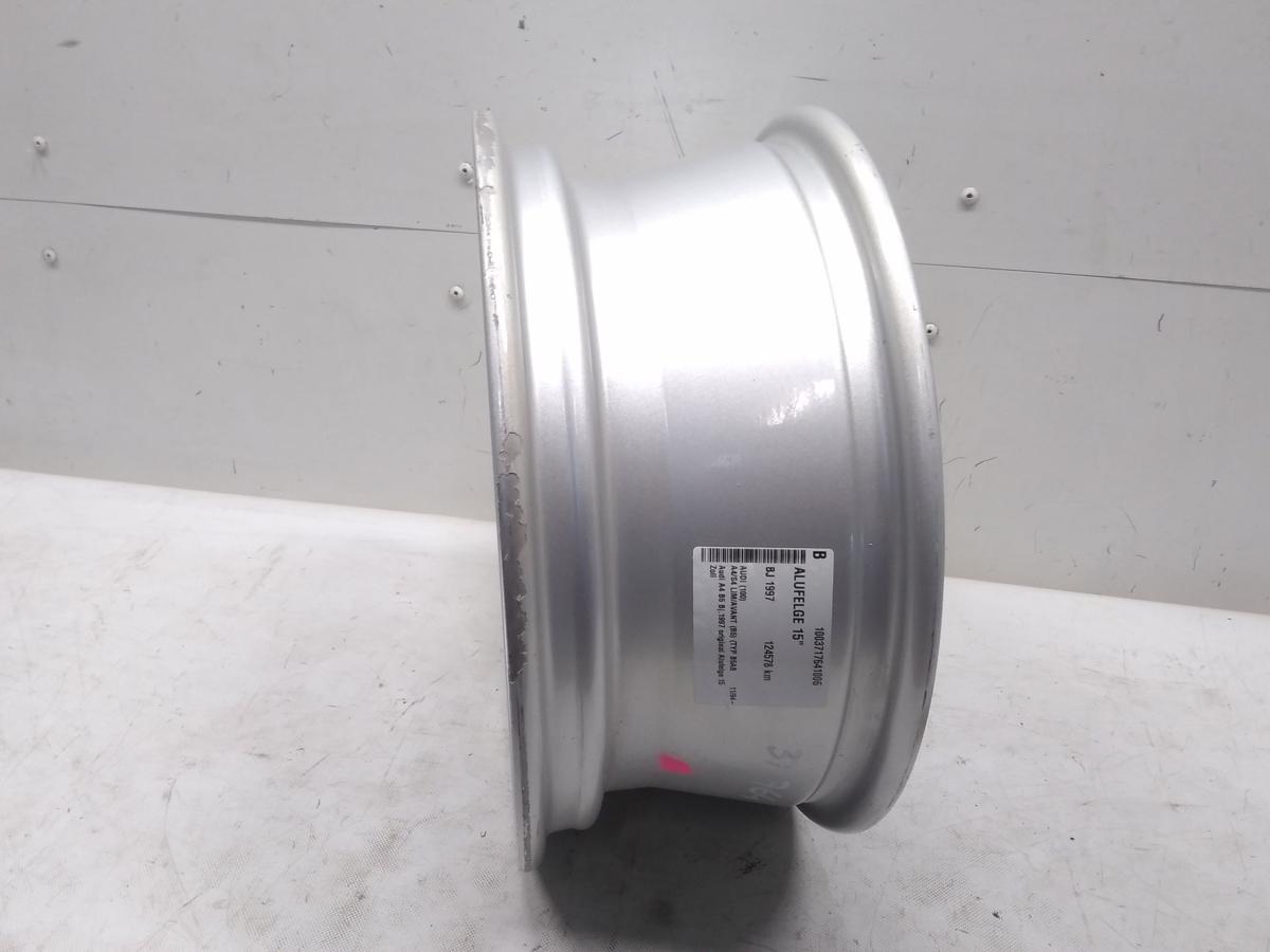 Audi A4 B5 Bj1997 original Alufelge Felge 15 Zoll 8D0601025F