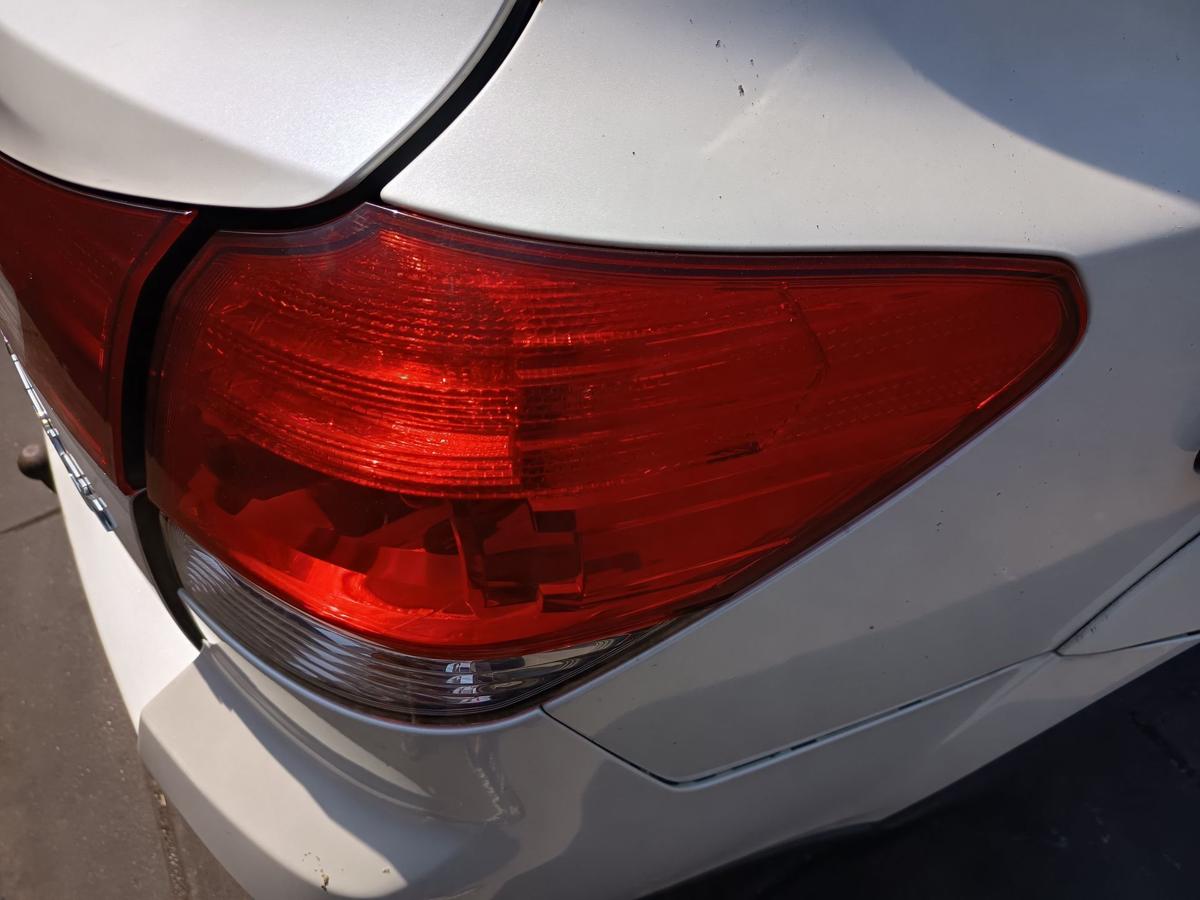 Subaru V Legacy Kombi original R&uuml;ckleuchte rechts au&szlig;en Baujahr 2009