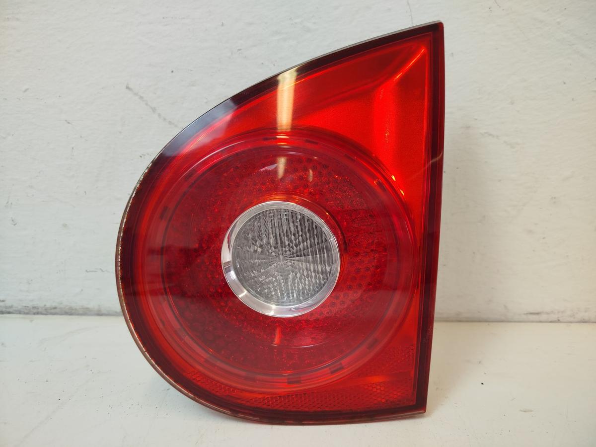 VW Golf 5 V 1K R&uuml;ckleuchte innen rechts Innenteil R&uuml;cklicht Heckleuchte 3 u 5trg