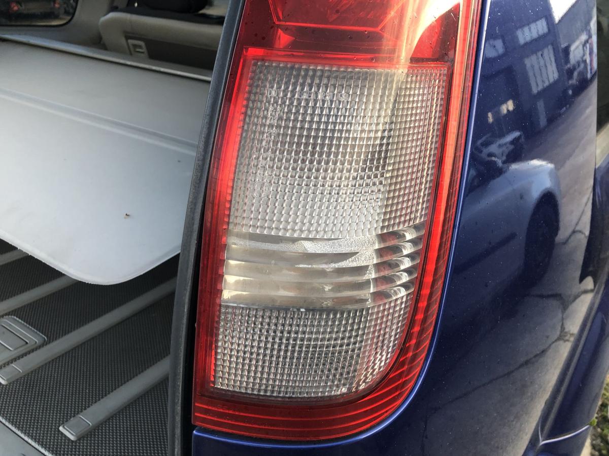 Nissan X-Trail T30 Rückleuchte Rücklicht Schlusslicht rechts Originalteil