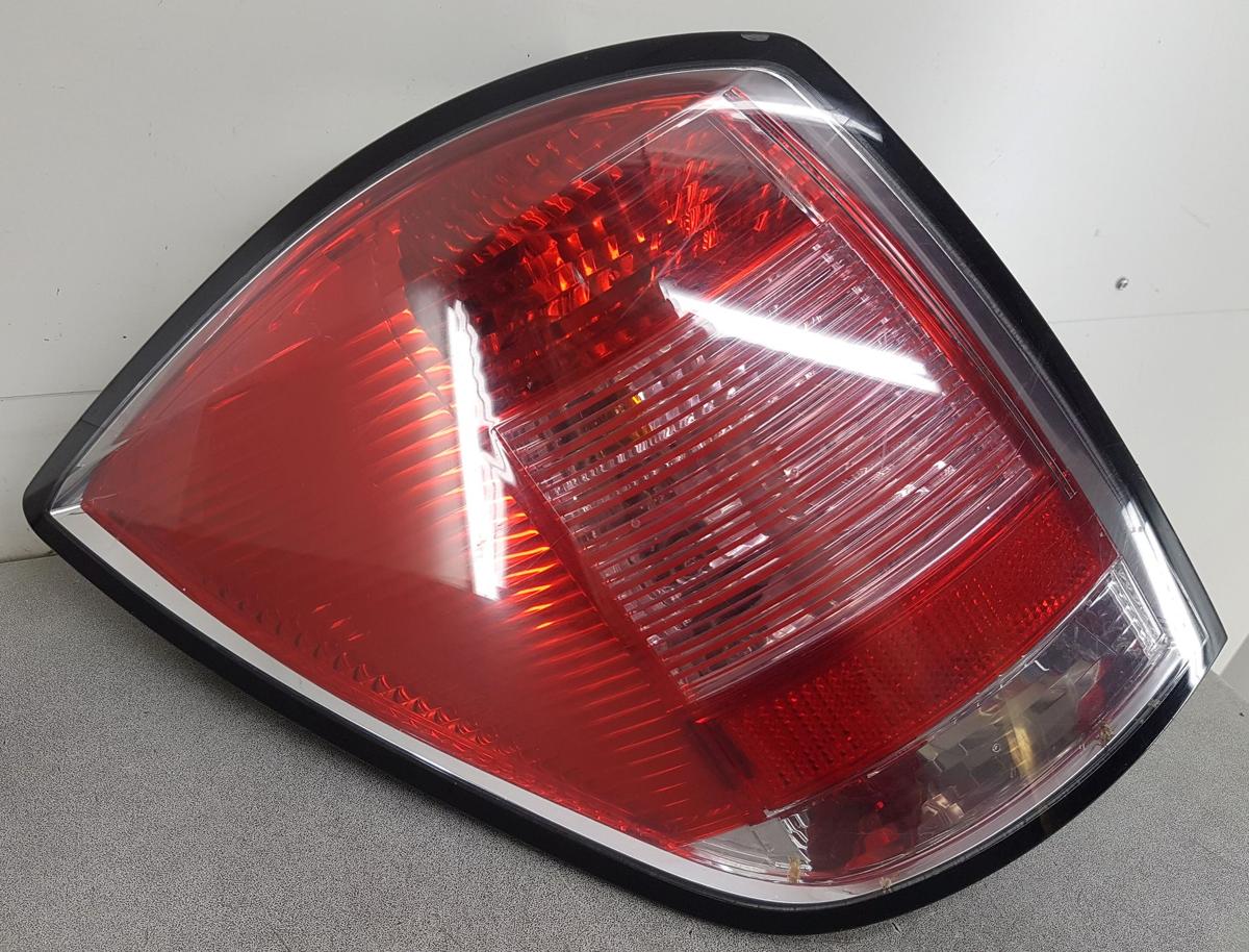 Opel Astra H Caravan Rückleuchte Rücklicht links 24451838 Bj2006 Kombi