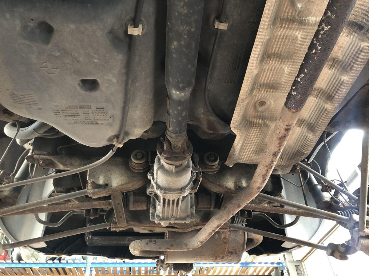 Dacia Duster 1 Typ HS Hinterachse Differential Allrad 4x4 Achstr&auml;ger 1.5dci