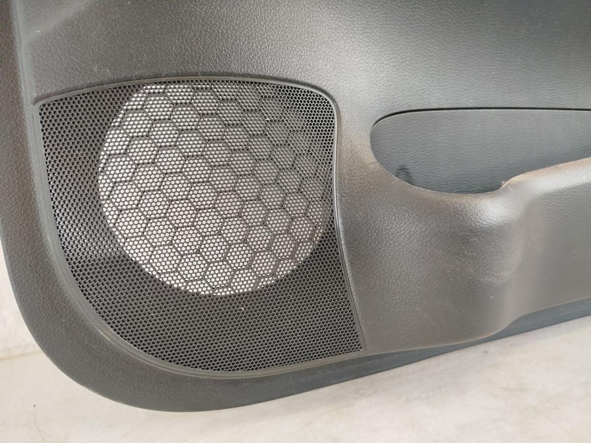 Nissan Pulsar C13M Türverkleidung vorn rechts Innenverkleidung Leder
