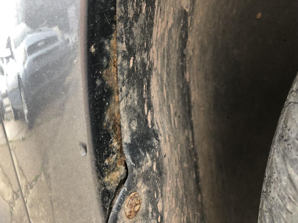 VW Touran 1T Kotflügel vorn rechts Beifahrerseite bis 2006 LD7X