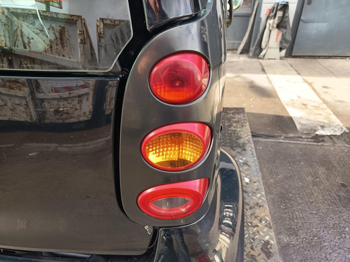 Smart Fortwo original R&uuml;ckleuchte rechts Facelift Baujahr 2006