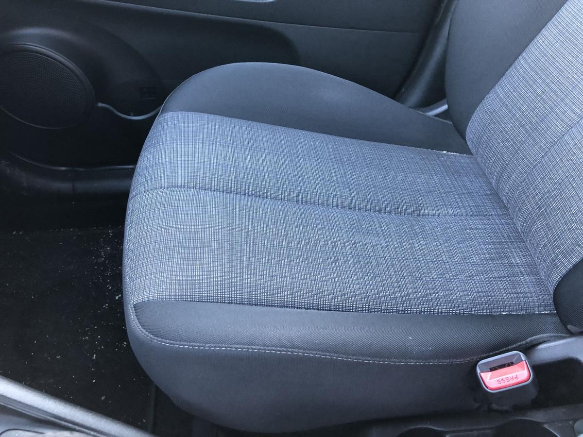 Kia Venga YN Sitz vorn rechts Beifahrersitz Stoff mit Heizung Autositz