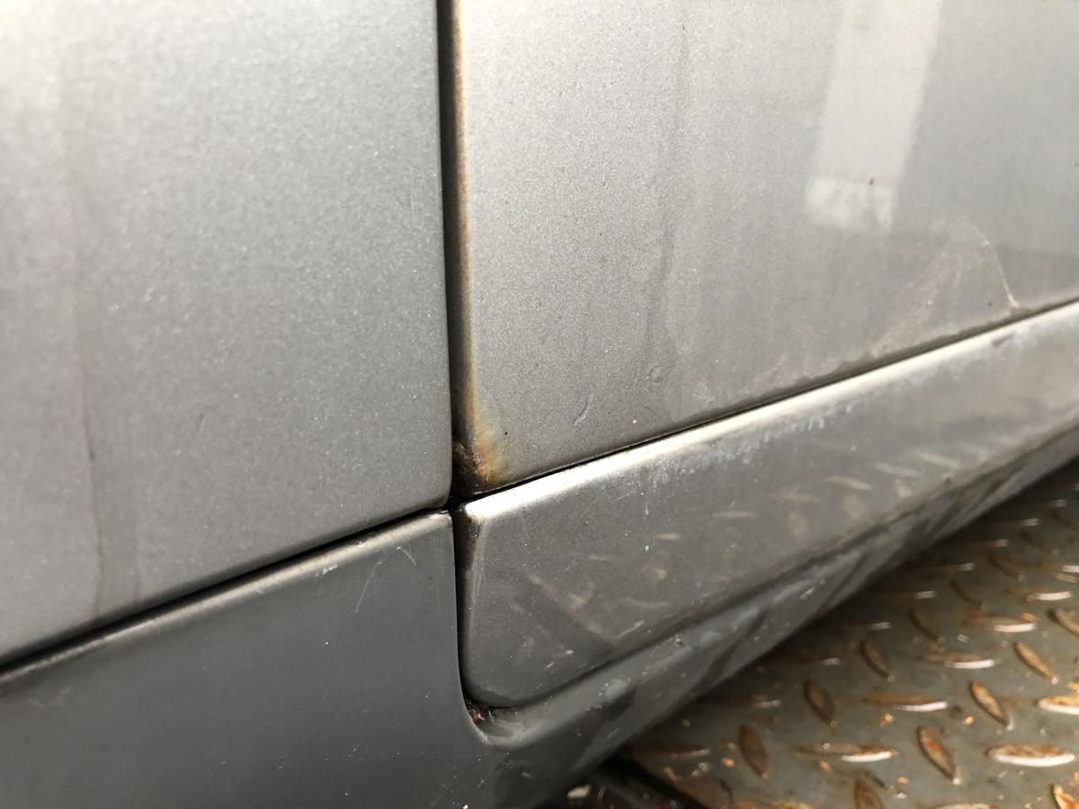 Audi A4 8E original Tür vorn links Fahrer Y7Q Atlasgrau Bj 2002