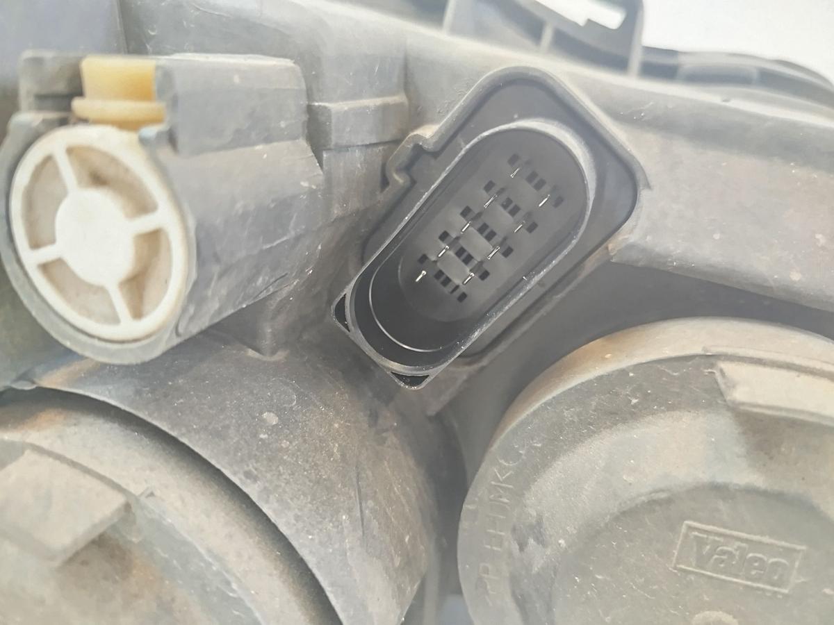 VW Polo 9N 9N1 9N2 Scheinwerfer vorn links Hauptscheinwerfer Halogen Valeo