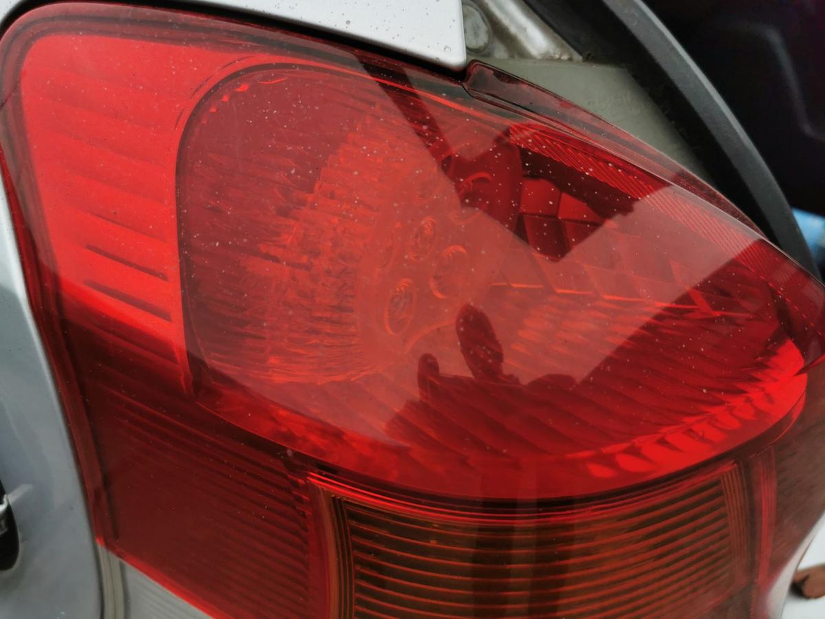 Toyota Yaris XP9 Rückleuchte Rücklicht Schlusslicht Lampe hinten links 5trg