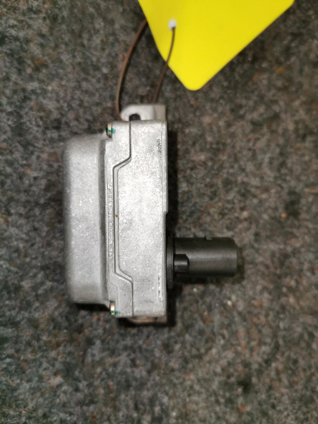 VW Golf 4 IV BJ 2003 Drehratensensor 1J0907637D 1.6 75KW ATE