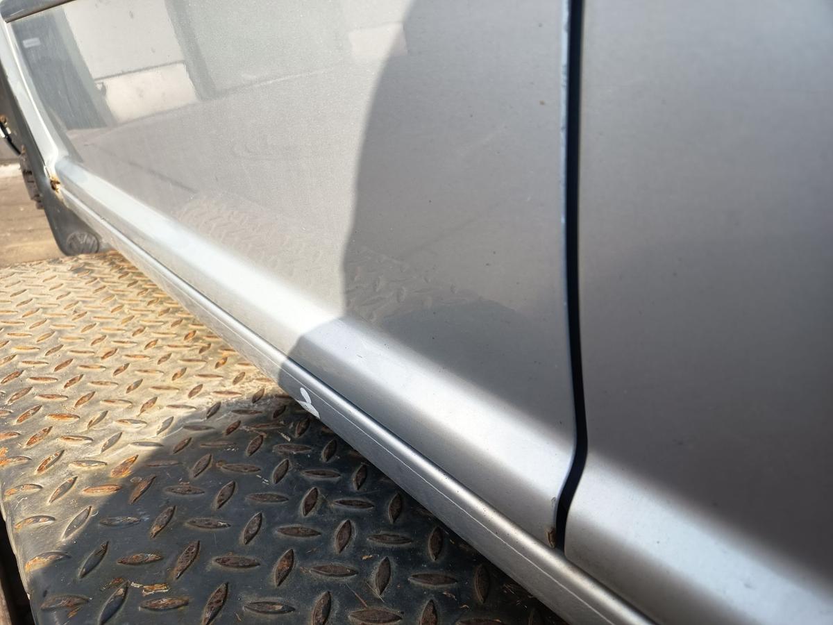 VW Bora 1J original T&uuml;r vorn links Fahrer A7W Reflexsilber Bj 2001