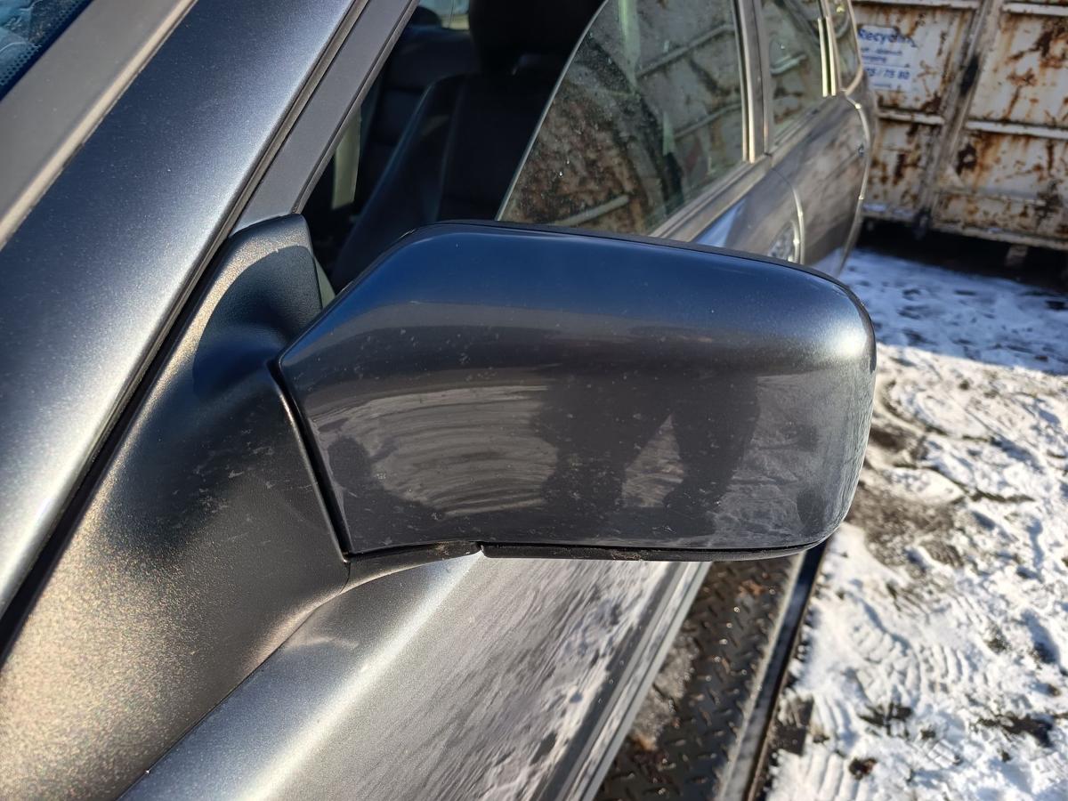 Volvo V40 original Aussenspiegel links elektrisch Titangrau Bj 2001