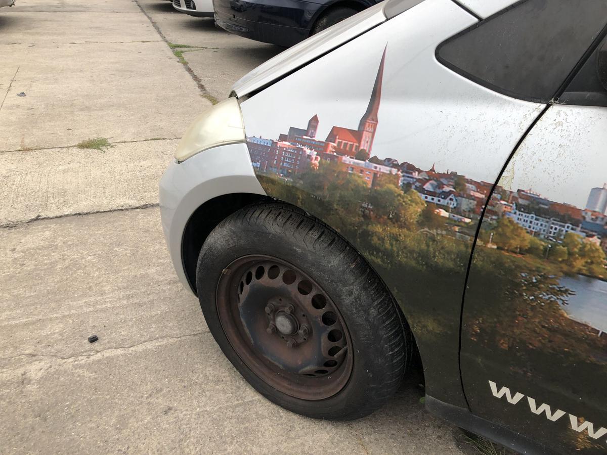 Mercedes A-Klasse W169 Kotfl&uuml;gel vorn links Fahrerseite Seitenwand 761 silber
