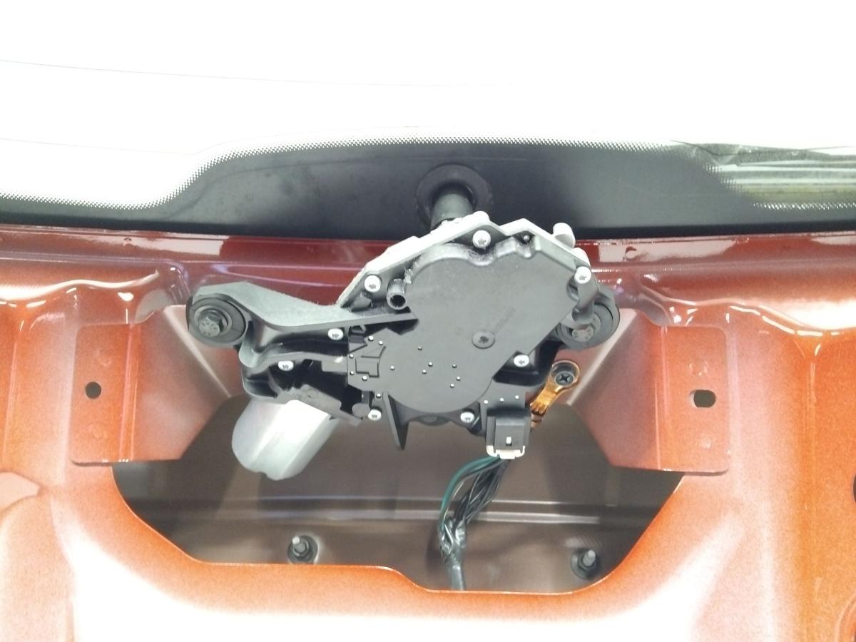 Nissan Qashqai J10 Heckklappe inkl. Heckscheibe Hagelschaden Bj.2011