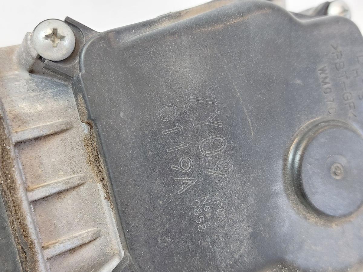 Nissan Qashqai J11 Wischermotor vorn mit Gestänge Wischeranlage Scheibenwischer