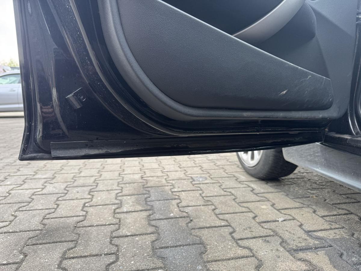 BMW 1er E87 original T&uuml;r vorn links 475 Blacksapphire Rohbau Bj.2005