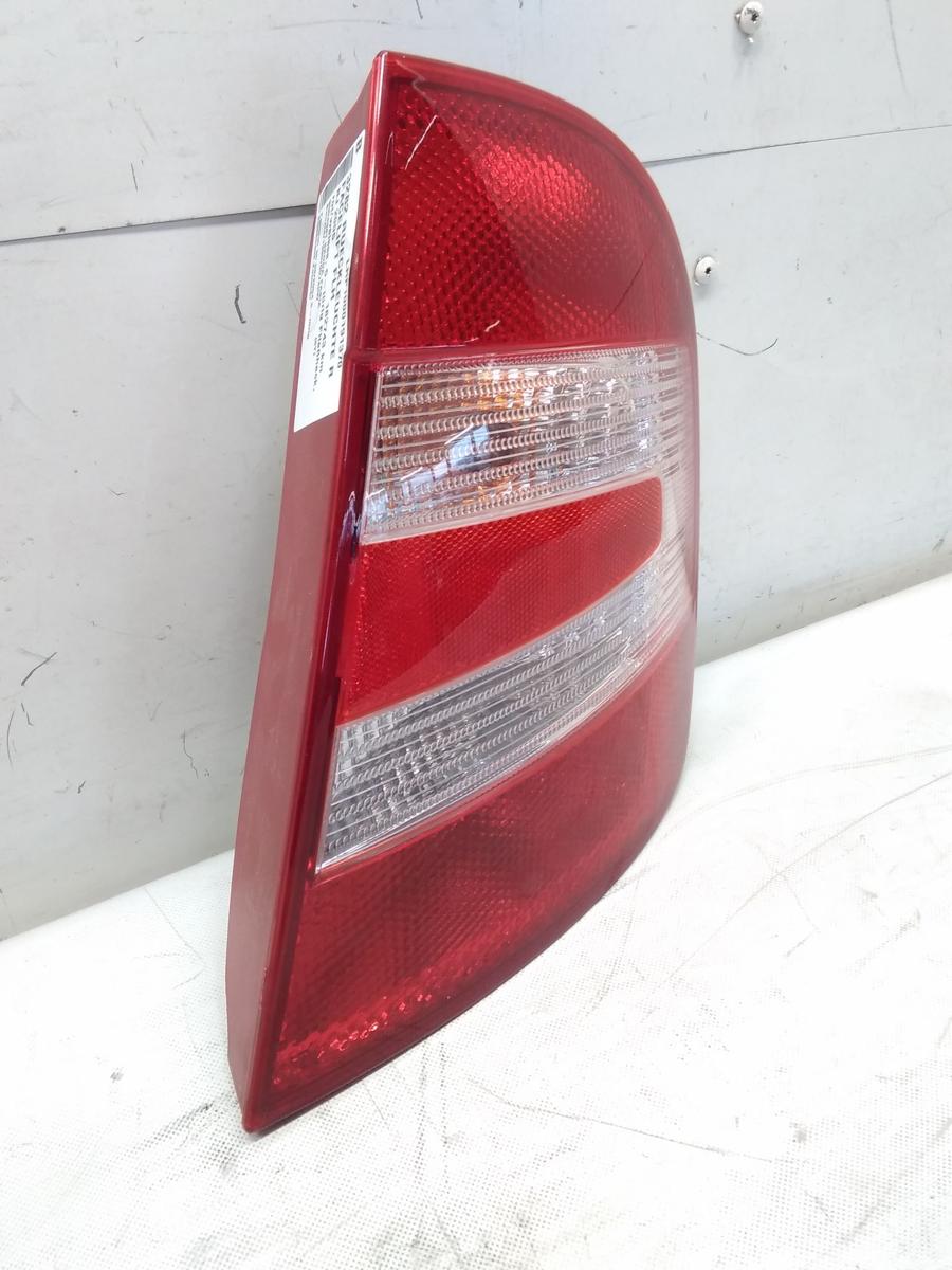 Skoda Fabia 6Y Rückleuchte Heckleuchte rechts Facelift Fließheck BJ2005 Zubehör