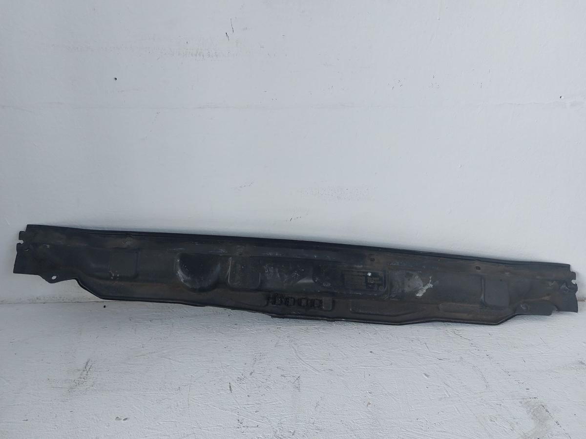 Ford Focus DYB CEW Turnier Verst&auml;rkung Unterteil Windlauf Wasserkasten OEM