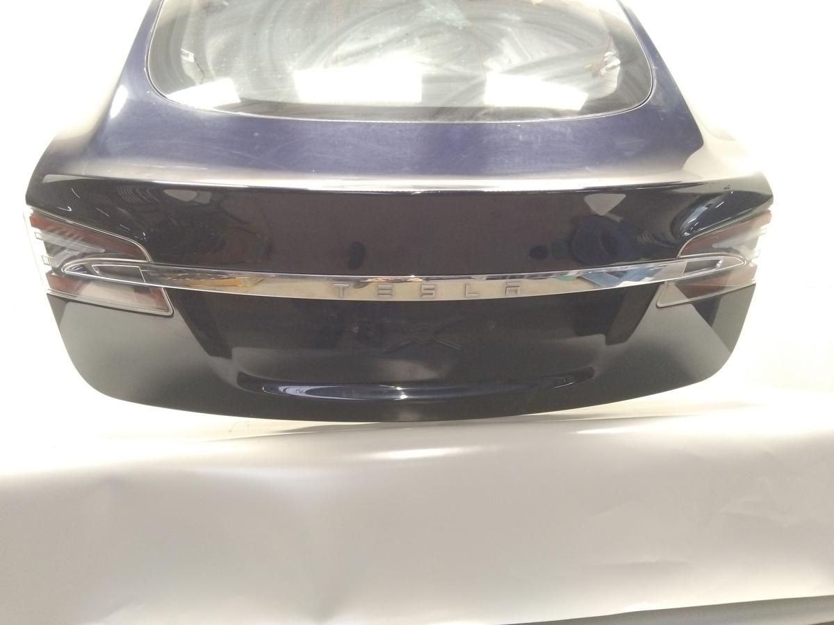 Tesla Model S original Heckklappe mit Heckscheibe PMMB pacificblue BJ2015