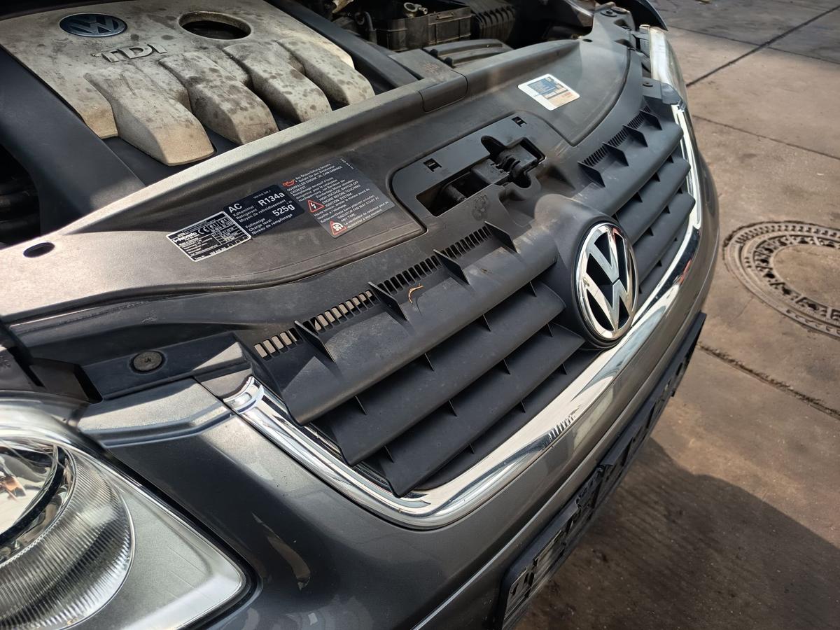 VW Touran 1T original K&uuml;hlergrill Frontmittelteil Chrom 1T0853651 3FZ Bj 2006