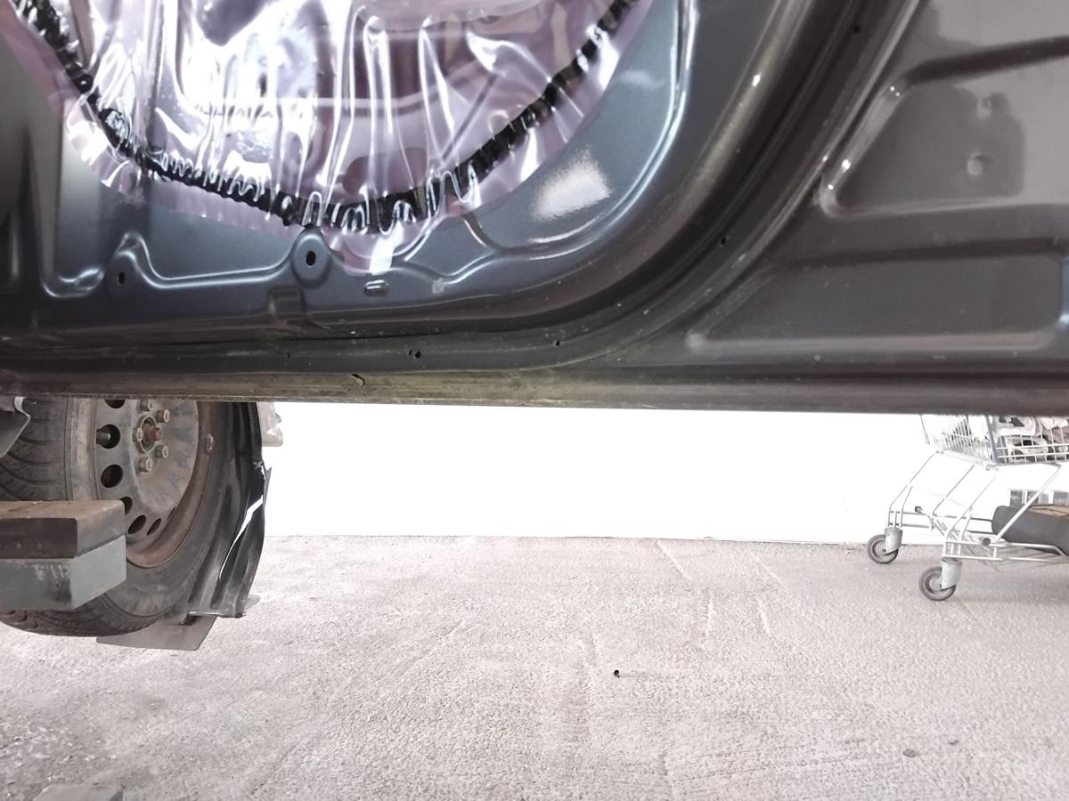 Toyota Verso-S T&uuml;r vorn rechts Beifahrert&uuml;r 1G3 magneticgrey BJ2013
