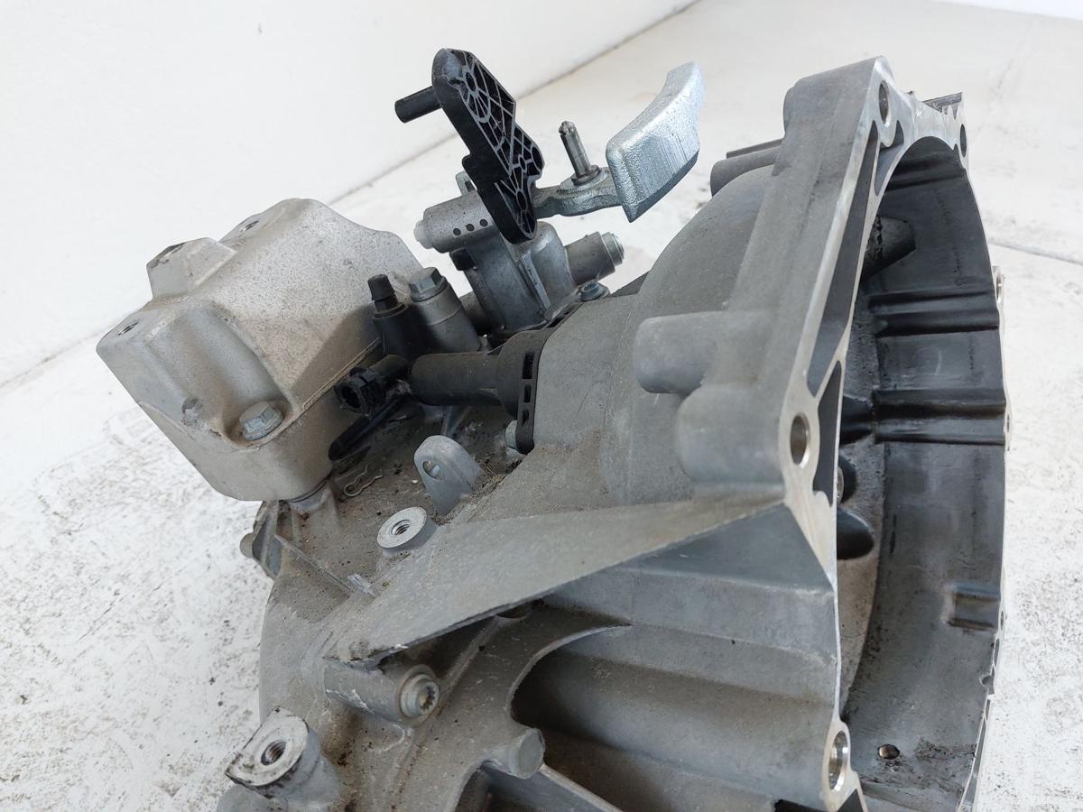 Audi Q2 Typ AG Getriebe Schaltgetriebe 6 Gang Kennung UTV nur 15tkm