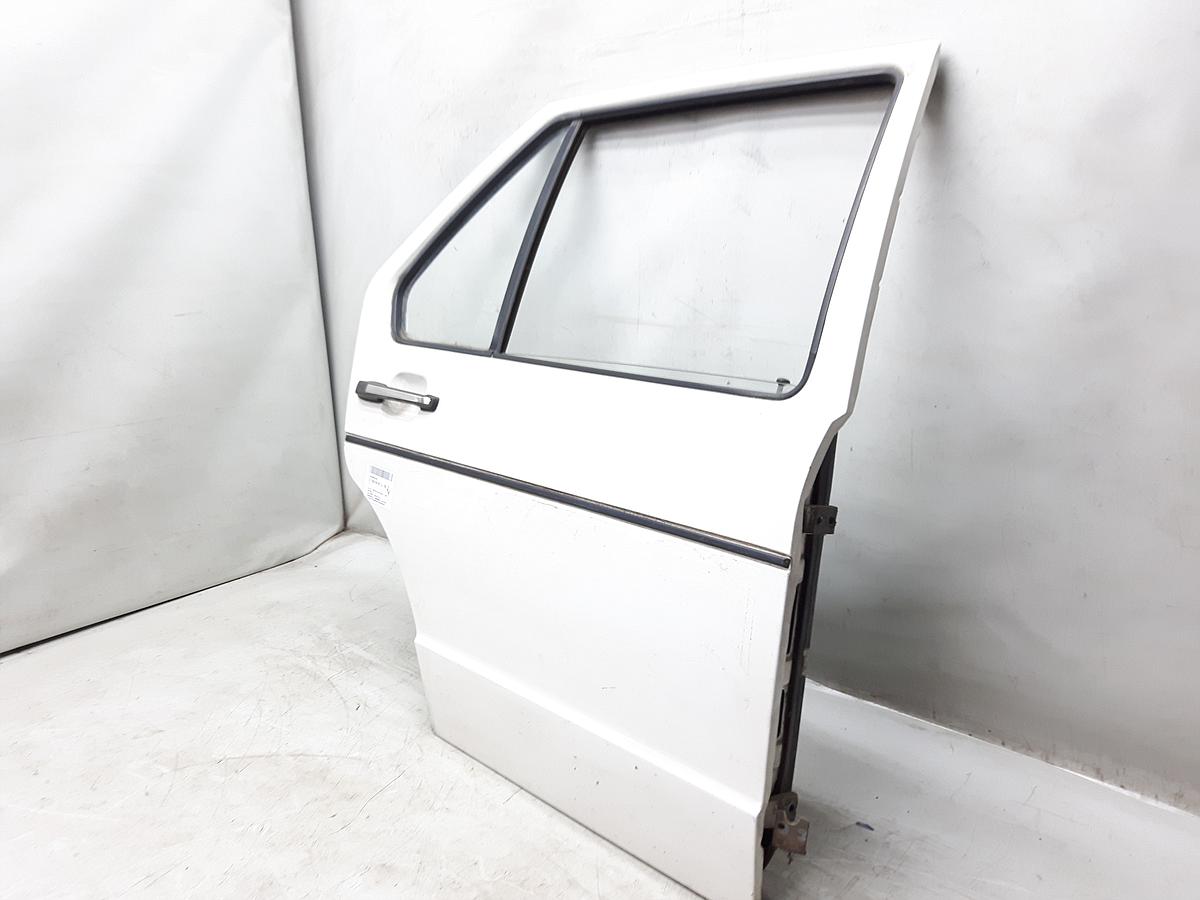 VW Golf 1 T&uuml;r hinten rechts wei&szlig; 5t&uuml;rig Schr&auml;gheck BJ1982