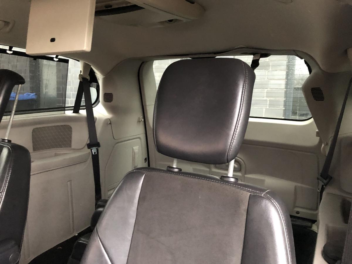 Chrysler Grand Voyager RT Einzelsitz 2. Reihe links Leder Alcantara Rücksitz