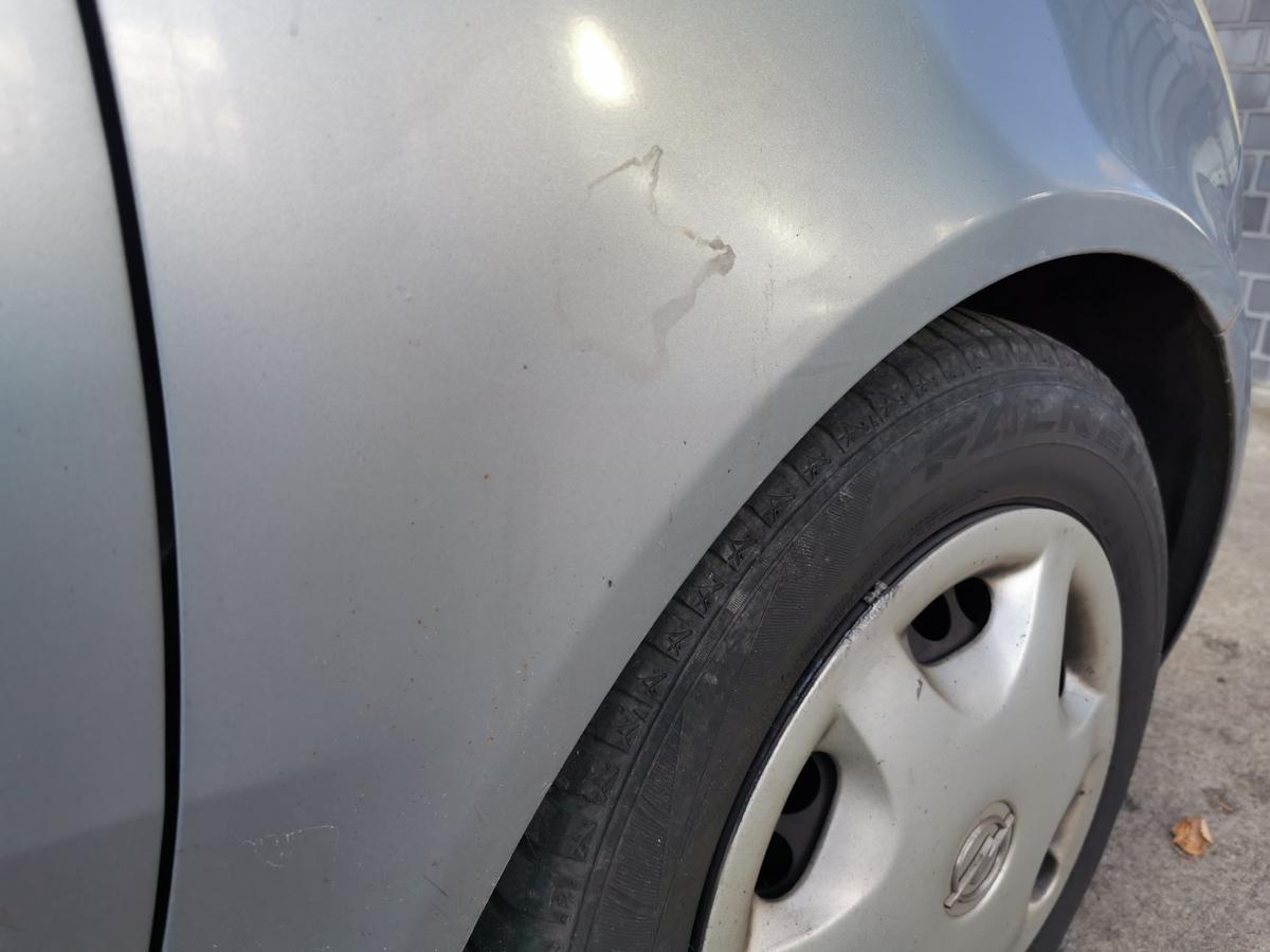 Opel Corsa D Kotflügel Fender Seitenwand vorn rechts Z163 Lichtsilber metallic