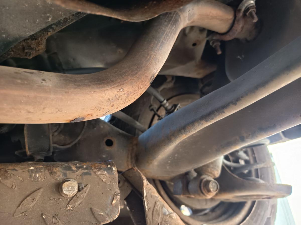 Hyundai i20 original Hinterachse Tr&auml;ger scheibengebremst 55100-1J050 Bj 2011