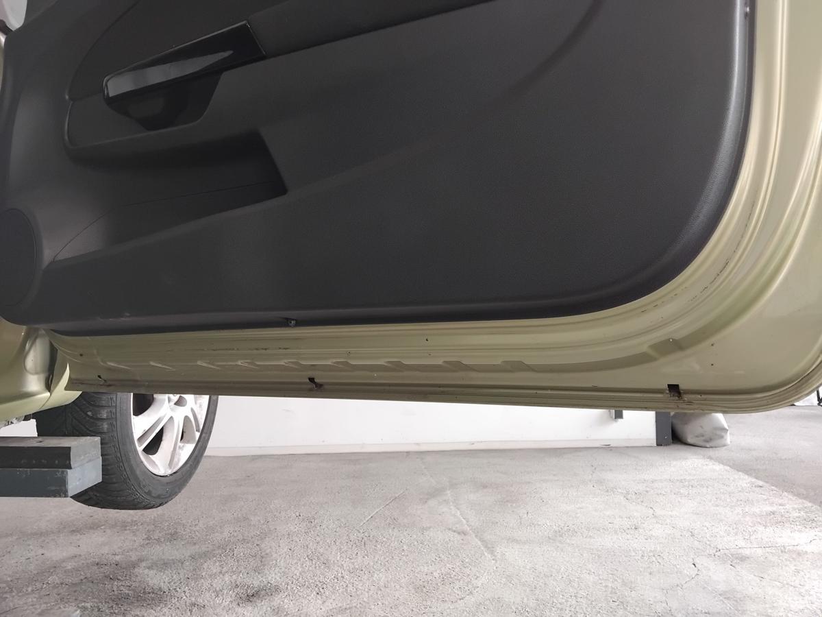 Opel Corsa D T&uuml;r vorn rechts Beifahrert&uuml;r 3-t&uuml;rig Z30E Green Tea Metallic BJ2006