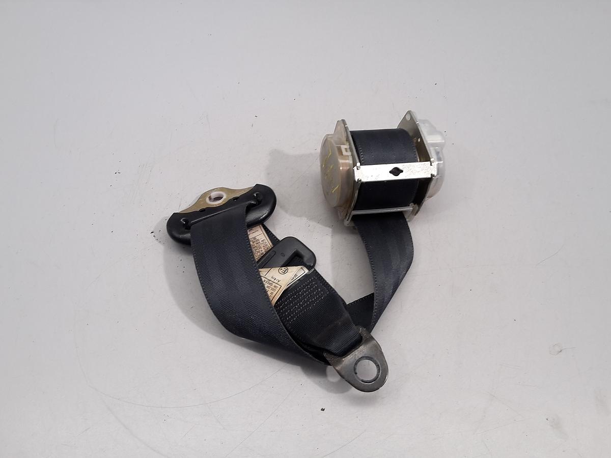 Toyota Yaris P1 org Sicherheitsgurt hinten links Gurt 3TRG Bj 2000