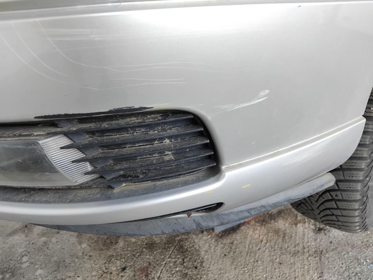 Opel Omega B Facelift original Sto&szlig;f&auml;nger Sto&szlig;stange vorn mit SWRA BJ1999 M&auml;ngel