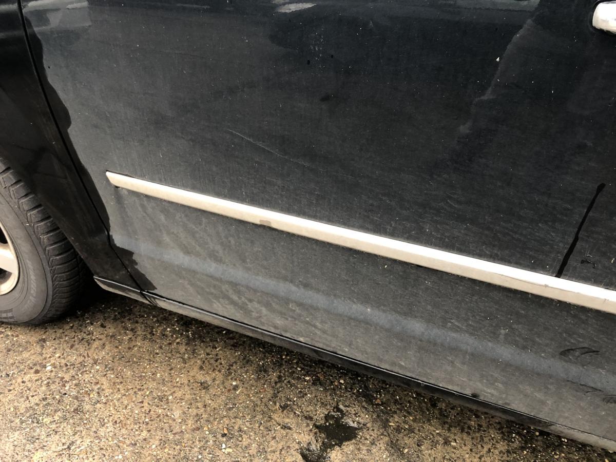 Chrysler Grand Voyager RT Tür vorn links Fahrertür im Rohbau QXR schwarz