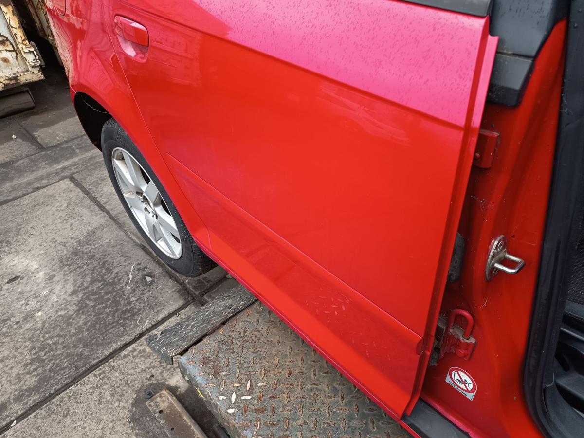 Audi A3 8PA original T&uuml;r hinten rechts Fond Y3J Brillantrot Bj 2005