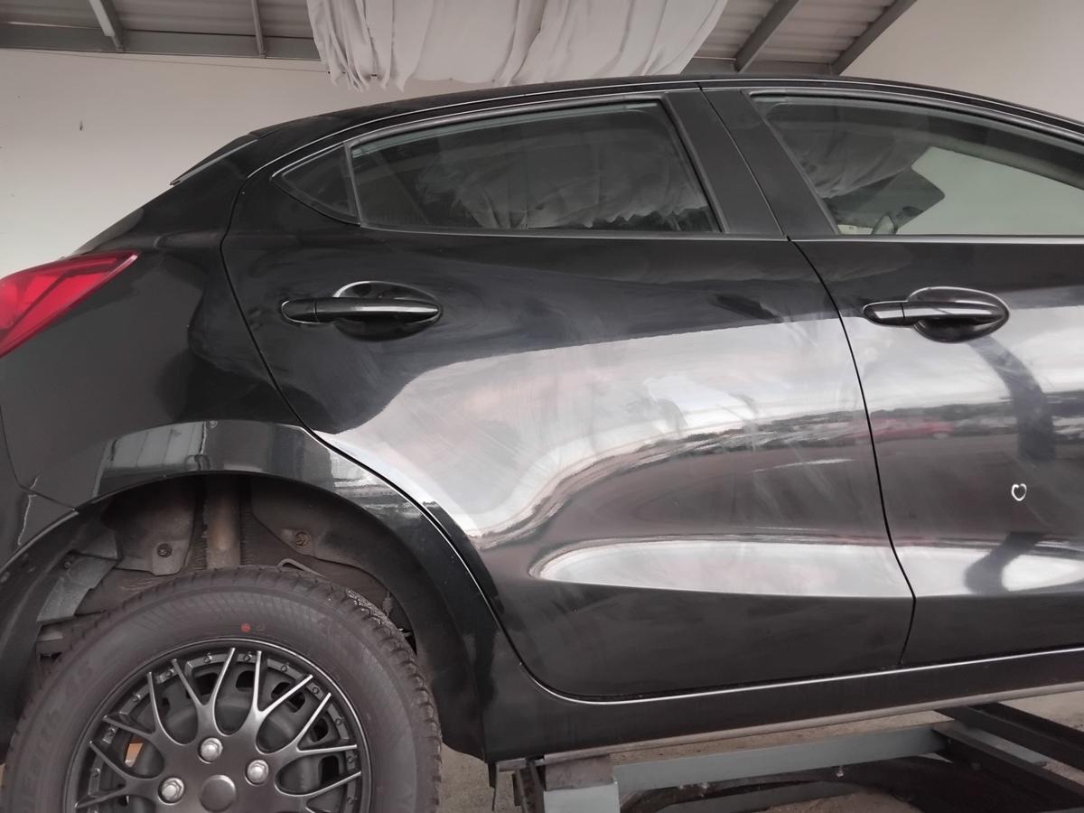 Mazda2 III DJ Tür hinten rechts 41W Jet Black Mica 5-türig BJ2015 Mazda2 III DJ Tür hinten rechts 41W Jet Black Mica 5-türig BJ2015